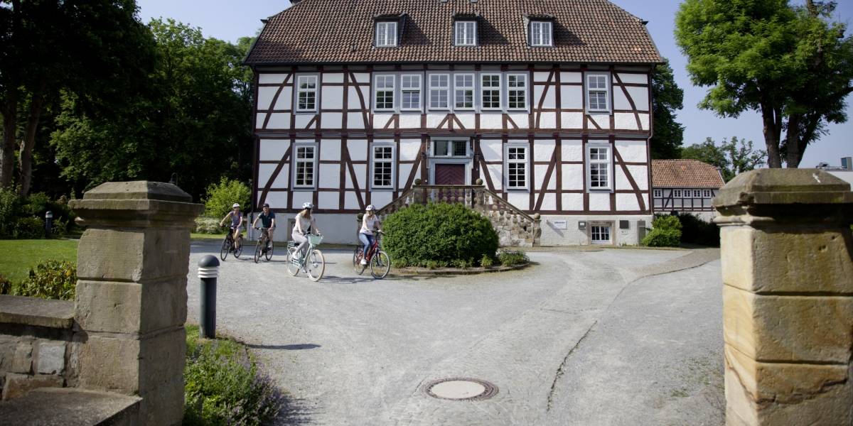 Haxterberg und Almetal © Harald Morsch